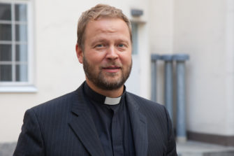 Piispa Laajasalo: ”Jeesus ei ole konservatiivien eikä liberaalien yksityisomaisuutta”