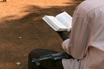 Satamaan pysäytetyt Raamatut vihdoin jakeluun Sudanissa