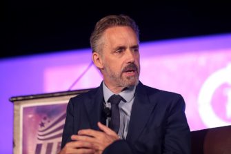 Kanadalainen Jordan Peterson on nettiajan mielipidejohtaja – miksi?