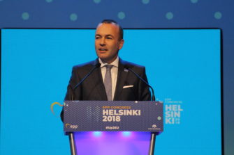 Manfred Weber: ”Saan sosiaalisessa mediassa vastustusta, kun puhun kristillisyydestä”