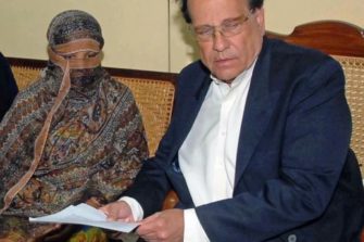 Pakistanin korkein oikeus hylkäsi valituksen, kristitty Asia Bibi on vapaa