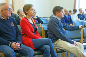 Lyhytaikaislähetit siunataan tehtäviinsä