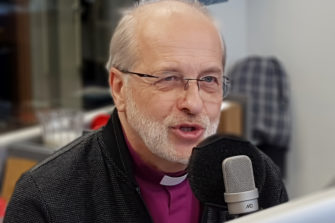 Simo Peura viimeistä kertaa Piispan kyselytunnille