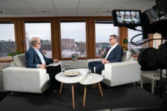 Juha Sipilä yllätti Radio Dein puheenjohtajatentissä: ”Hiilinieluista puhutaan aika vähän – meidän pitää saada hiilipörssi”