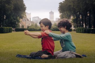 Ohjaaja Reetta Huhtaselle kirkon Mediasäätiön palkinto