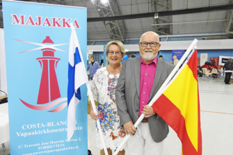 Talvet Torreviejassa ovat avartaneet pastoripariskunnan näkökulmaa: ”En katsele maailmaa makaronin läpi”
