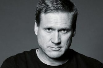 Samuli Edelmann hakeutui merkityksellisten ihmisten seuraan – löysi virret ja ortodoksisuuden