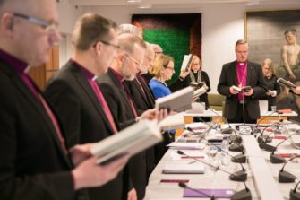 Hiippakuntavaltuustoja ei ehkä lakkautetakaan, vaan niitä halutaan kehittää