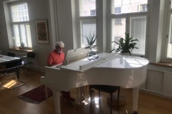Hillel Tokazier: ”Uskon Jeesukseen – en ole kääntynyt kristityksi”