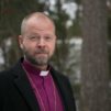 Helsingin piispa Teemu Laajasalo kirkolliskokouksessa maraskuussa.