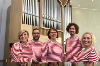 Suomenkielinen Maria-oratorio soi ensi-illassaan 80 henkilön voimalla