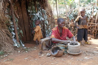 Batwa-äidin suru