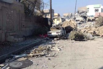 Irak: Mosulin kaduilla on edelleen vaarallista IS-taistelijoiden ja koronaviruksen takia