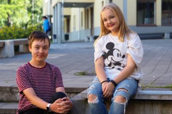 Aino ja Olavi pääsivät isosiksi jo ennen rippikoulua
