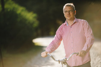 Markku Syrjälä: ”Selästä lähti raskas reppu, kun siteet joogaan katkaistiin”