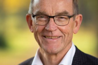 Tapio Leinonen on Suomen Raamattuopiston Säätiön uusi puheenjohtaja