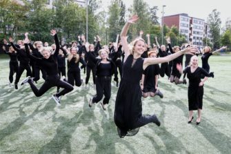 Jouluradion Hoosianna-virsi kaikuu tänä vuonna Vaskivuoren lukion kamarikuoron laulamana