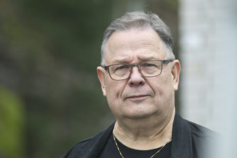 Hannu Hätönen tuntee ihmisten hädän