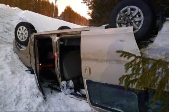 Piispa perheineen hurjan näköisessä ulosajossa – ”Kun kuuli 9-vuotiaan tyttären itkua, niin se tuntui helpottavalta”