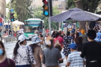 Vuosi epidemiaa Israelissa