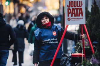 Pelastusarmeijan Joulupata-keräyksen tuotot kasvoivat yli 25 prosenttia koronavuonna 2020