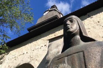 Tositarinoita hyödynnetään yhä enemmän kristillisessä tapahtumatuotannossa – Naantalissa juhlitaan elokuussa birgittalaisluostarin innoittamana