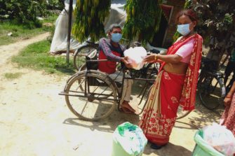 Nepalin nopeasti pahentunut koronatilanne iskee köyhimpiin