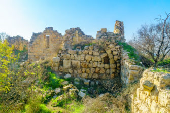 Aamoksen ajan maanjäristyksestä jälkiä Jerusalemissa