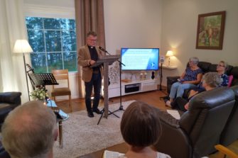 Hengelliset syventymispäivät: ”Tuoli lapsen sängyn vieressä on tärkein saarnatuoli”