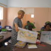Mirja Montonen-Jalkanen luokkahuoneessa Senegalissa.