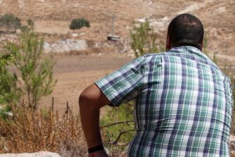 Palestiinalaiskristityt Elias ja Dana palasivat palvelemaan yhteisöään: ”Jos kaikki kristityt perheet lähtevät, kuka jää?”