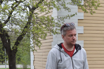 Teemu Keskisarja luennoi Teologisilla opintopäivillä: ”Uskontoja voi asettaa paremmuusjärjestykseen”
