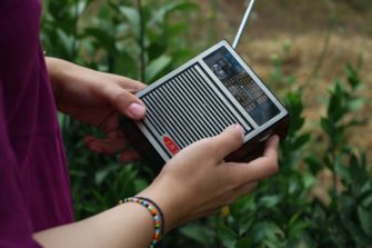 Maailmanlaajuinen kristikunta rohkaisee radio-ohjelmilla Pohjois-Korean salaisia kristittyjä