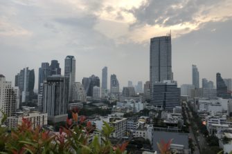 Bangkokin sykkeessä rakennetaan kristillistä seurakuntaa
