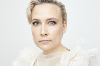 Jipun elämäkerta ei kaunistele – ”Halusimme antaa esimerkin siitä, että ei tarvitse ylläpitää valheellista kuvaa”