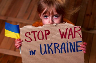 Sansa tukee sotaa pakenevia ukrainalaisia 10 000 eurolla