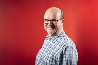 Uusi valtakunnallinen isämedia on julkaistu – Isille.info tarjoaa apua, vertaistukea ja vinkkejä