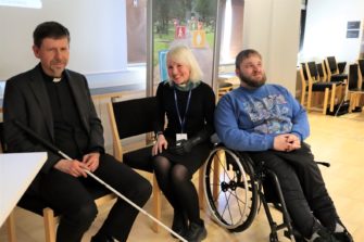 Seurakunnissa ei tiedetä tarpeeksi mahdollisuuksista saada tukea vammaisten ihmisten palkkaamiseen