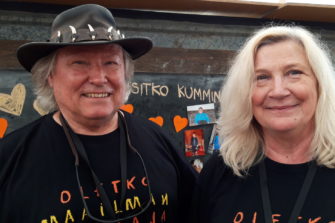 Äskettäin eläköityneet lähetystyöntekijät Heidi ja Pertti Söderlund: Kutsumus ei lopu eläkeikään