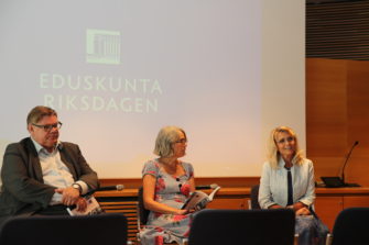 Kirja Räsäsen oikeusprosessista julki – ”Sananvapauden puolustaminen on tärkeää myös seksuaalivähemmistöjen kannalta”