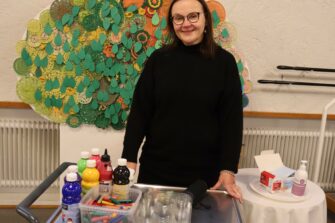 ”Toteutin unelmani ja valmistun bibliodraamaohjaajaksi”