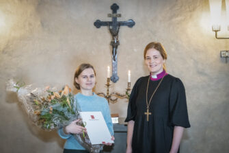 Pyhän Henrikin säätiön kulttuuripalkinto 2023 ukrainalaiselle kuvataiteilija Maria Leonovalle
