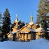 ortodoksinen kirkkorakennus talvisessa maisemassa