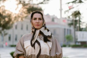 ”Kuka peittelee poikani iltaisin nukkumaan?” Kristityksi kääntyneiden naisten tuskaa muslimimaailmassa