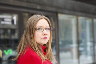 Sirpa Pursiaisen tie huostaanotetusta heikkojen puolustajaksi