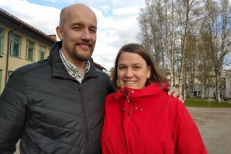 Raha jäytää monen parisuhdetta – Voiko vauraus tuoda onnen rakkauselämään?