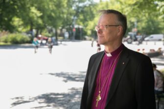 Arkkipiispa Tapio Luoma: ”Kirkko laatii hallitusohjelmatavoitteita siksi, että on Jumala”