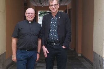 Pro diakonia -mitali myönnettiin Erkki Leisténille