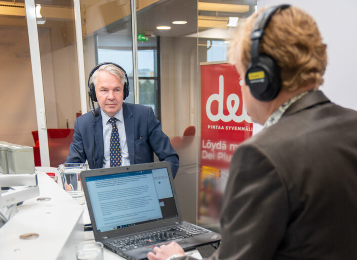 Pekka Haavisto Radio Dein vaalitentissä.