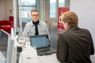 Alexander Stubb Radio Dein vaalitentissä: Suomen pitää mennä Naton ytimeen
